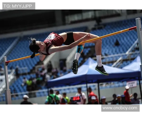 女子跳高室内赛新纪录诞生运动员奋勇争先展现惊人实力与潜力